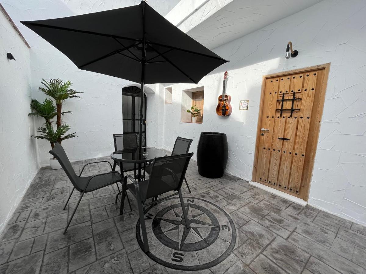 Apartamento La Lola - Patio Privado Херес де ла Фронтера Екстериор снимка