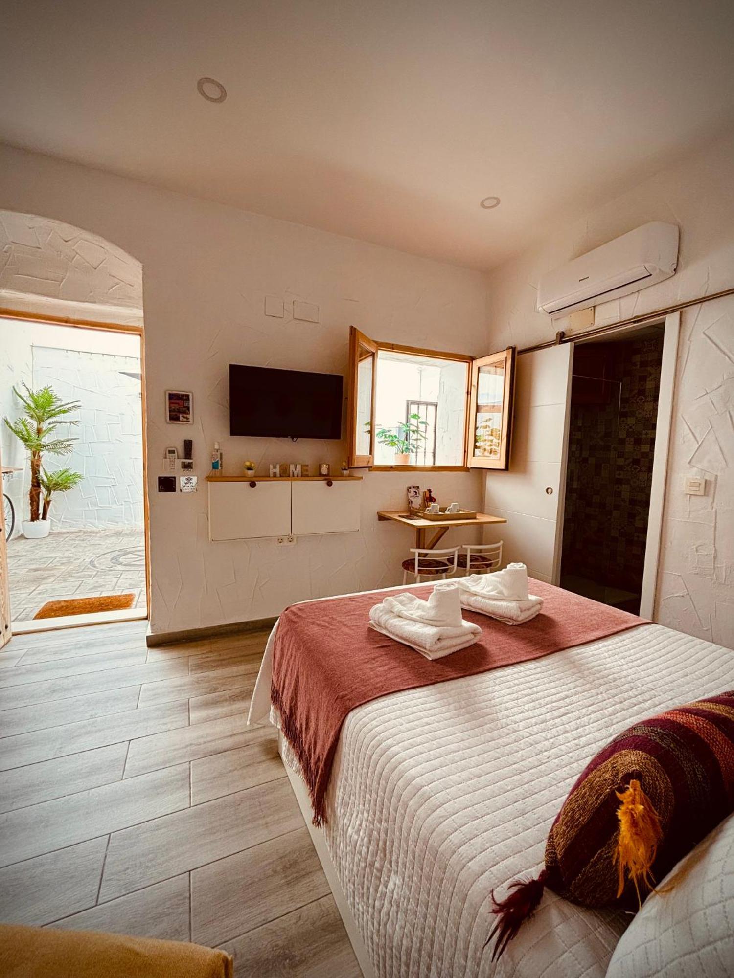Apartamento La Lola - Patio Privado Херес де ла Фронтера Екстериор снимка